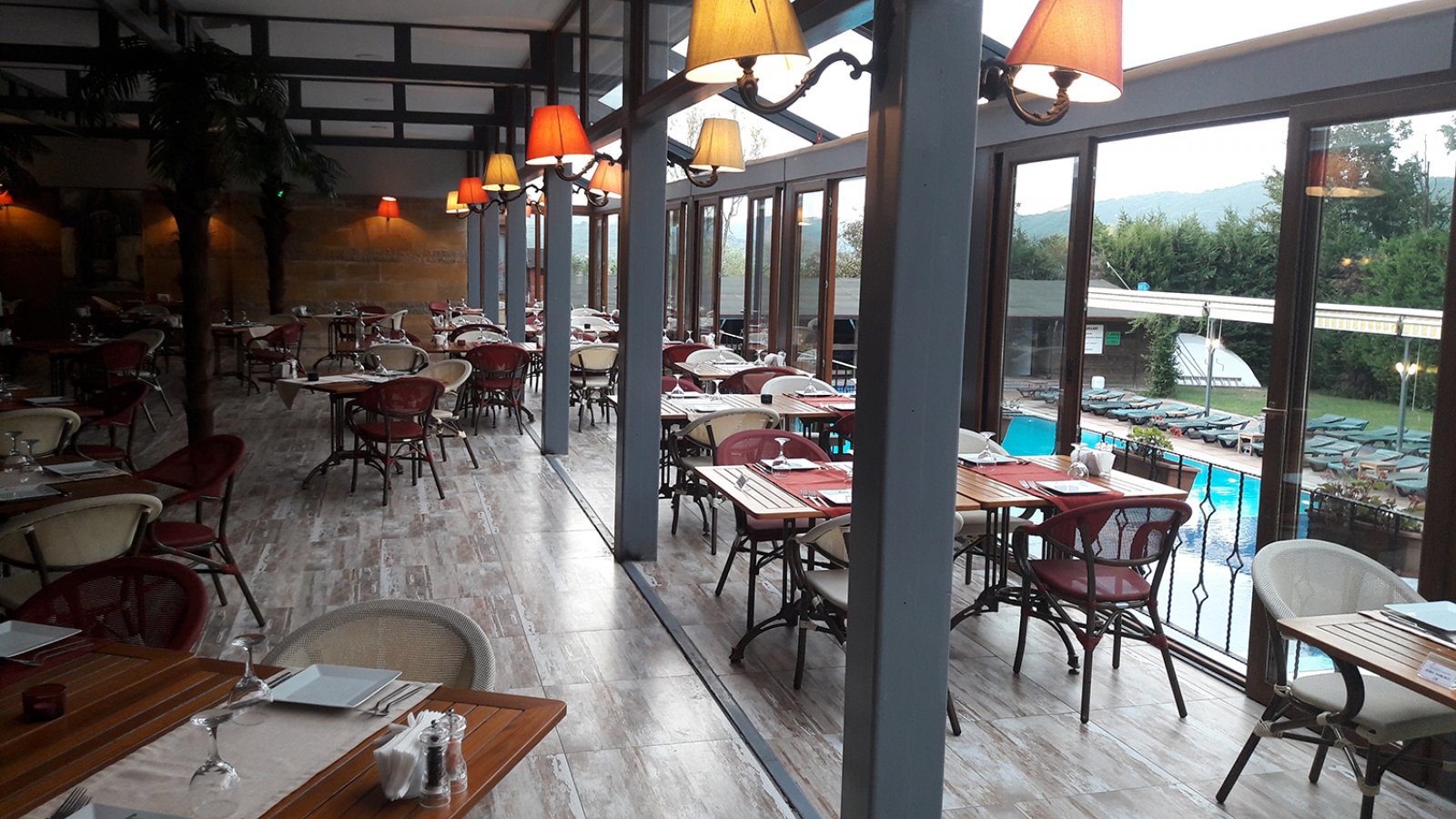 Lounge Bar